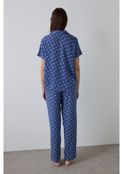 İndigo Hailee Çiçek Desenli Gömlek Yaka Kısa Kollu Pijama Takımı