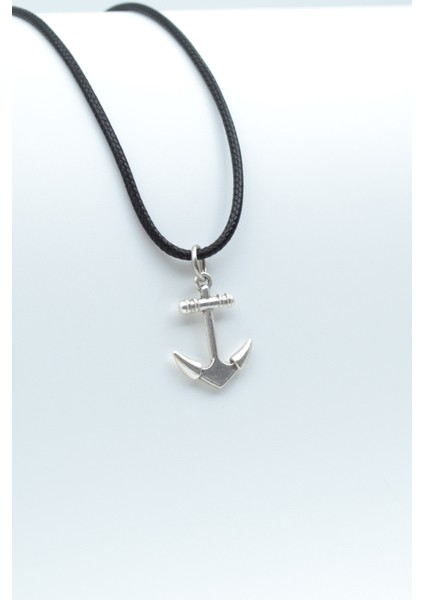 Minimal Çapa Gümüş Kaplama Deri İp Kolye