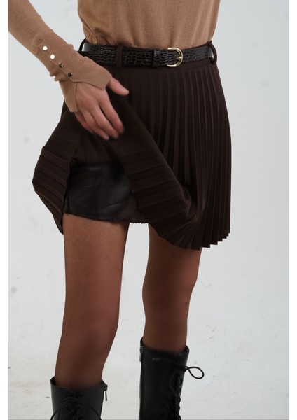 Kahve Kemerli Içi Şort Astarlı Piliseli Mini Etek