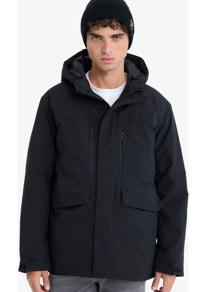 Su İtici Regular Fit Kapüşonlu Fermuarlı İç Cepli Cebi Pelüşlü Mont E9248AX25WN modelleri