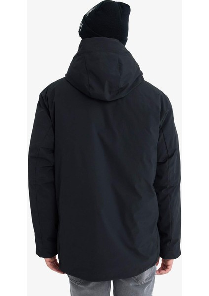 Su İtici Regular Fit Kapüşonlu Fermuarlı İç Cepli Cebi Pelüşlü Mont E9248AX25WN