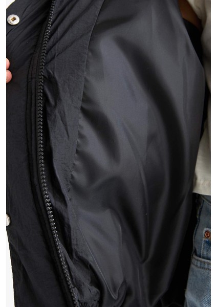 Kız Çocuk Su Geçirmez Kapüşonlu Fermuarlı Şişme Mont E9813A825AU