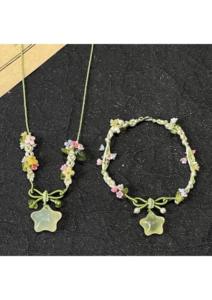 Yeşil Yıldızlı Çiçekli Örgü Bileklik (Yurt Dışından) fırsatları