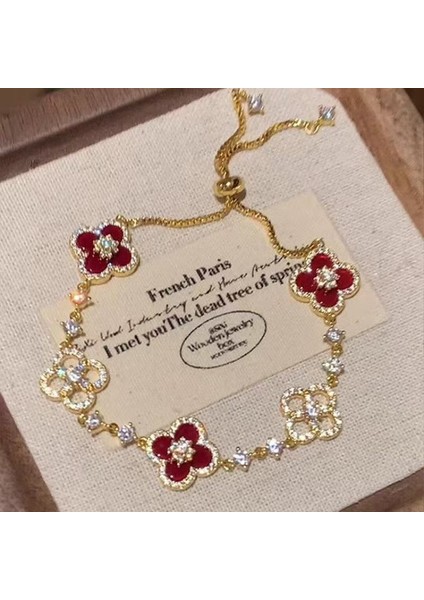 Mikro Yerleştirilmiş Parlayan Elmas Retro Kırmızı Deniz Kabuğu Dört Yapraklı Yonca Bileklik (Yurt Dışından) modelleri