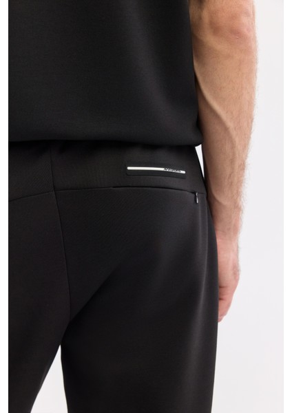 Erkek Siyah Beli Lastikli Bağcıklı Bi-Stretch Regular Fit Eşofman Altı A51Y3400