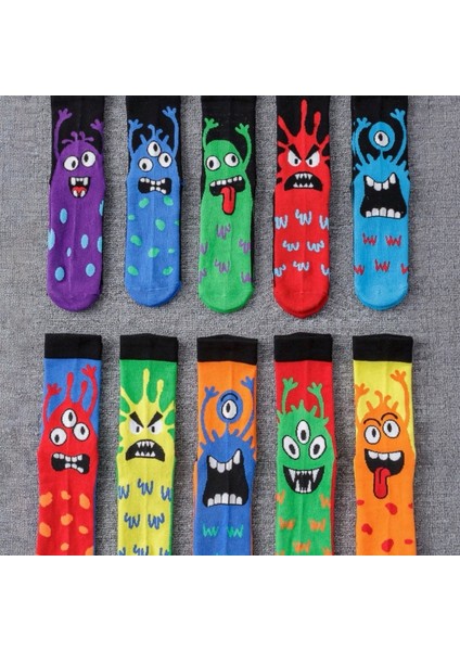 Çok Uyumlu Midi Boy Karikatür Çorap (Yurt Dışından) fırsatları