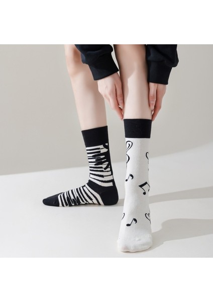 Trendi Orta Yüksek Çorap Satış (Yurt Dışından) fiyatları