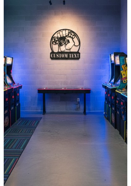 Kişiselleştirilebilir Isimli Gamepad Metal Duvar Dekoru - Modern Oyuncu Odası Tablosu 45X44 / 60X58 cm fiyatları