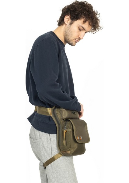 Her Adımda Kolaylık Dayanıklı ve Pratik Bacak Çantası Haki