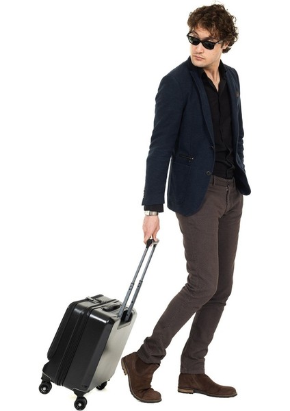 Tsa Sifreli 15,6 Inç Laptop ve Tablet Bölmeli USB Girişli Pilot Çantası Siyah