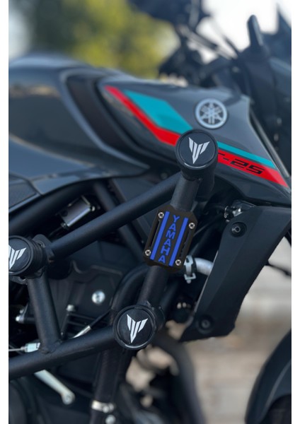 Yamaha MT125 / MT15 (20202025) Uyumlu Far Kanadı – Aerodinamik, Dayanıklı ve Şık Tasarım modelleri