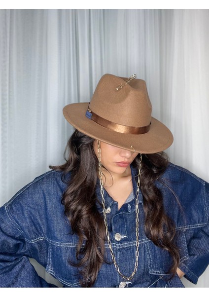 Tasarım Aksesuarlı Panama Fötr Şapka fiyatları