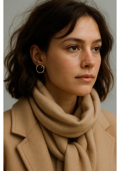 Gold Detaylı Renkli Yuvarlak Çelik Vintage Küpe