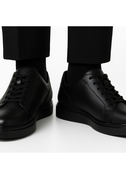 Siyah Mat Hakiki Deri Bağcıklı Günlük Ayakkabı fırsatları