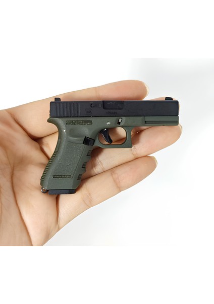 GLOCK18 Modeli 1/3 Ölçekli Işlevsel Masa Süsü, Fidget Oyuncak ve Anahtarlık