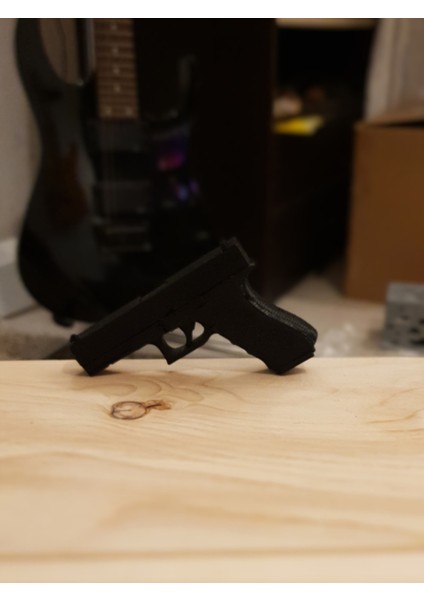 GLOCK18 Modeli 1/3 Ölçekli Işlevsel Masa Süsü, Fidget Oyuncak ve Anahtarlık modelleri