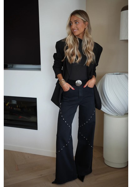 Zımba Detaylı Süet Pantolon