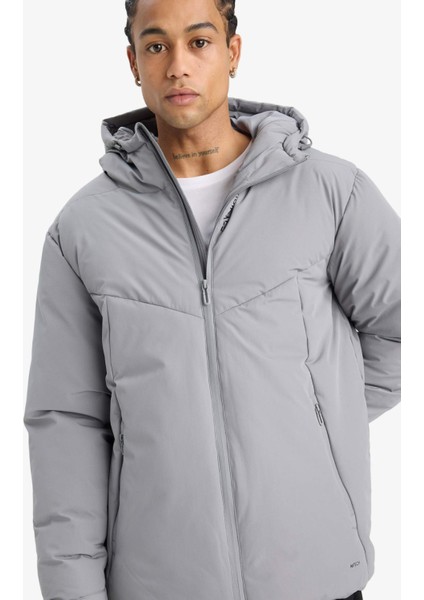 Su İtici Regular Fit Kapüşonlu Fermuarlı Rüzgar Geçirmez Mont E9487AX25WN