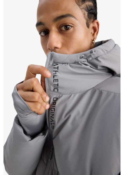 Su İtici Regular Fit Kapüşonlu Fermuarlı Rüzgar Geçirmez Mont E9487AX25WN