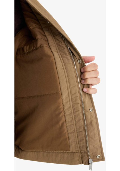 Regular Fit Gömlek Yaka İç Cepli Mont F0153AX25WN