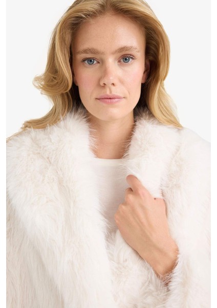 Regular Fit Fermuarlı Suni Kürk Mont F3396AX25WN