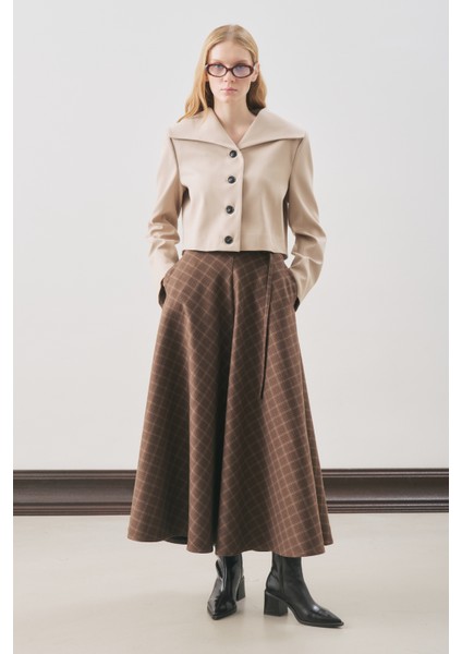 Loren Kısa Geniş Yakalı Ceket Bej fiyatları