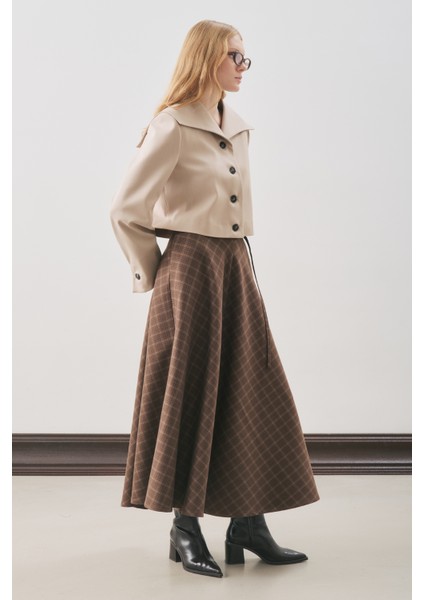 Loren Kısa Geniş Yakalı Ceket Bej modelleri