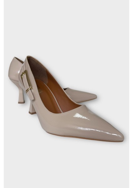 Kadın Rugan Yan Bant Detaylı Topuklu Ayakkabı Bej fiyatları