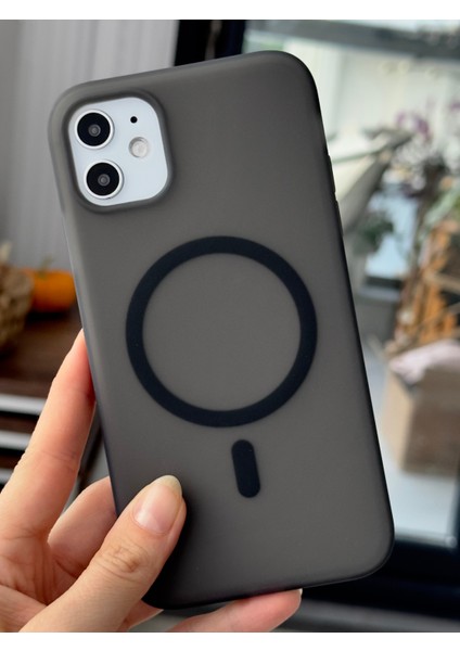 Iphone 11 Uyumlu Magsafe Özellikli Parmak Izi Bırakmaz Mat Darbe Önleyici Şeffaf Silikon Kılıf