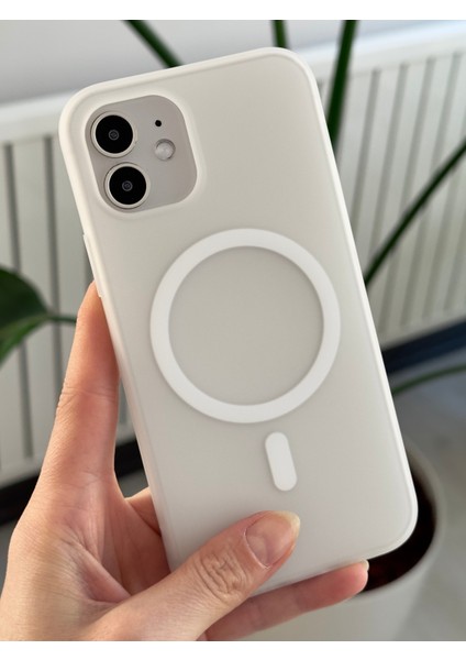 Iphone 12 ve 12 Pro Uyumlu Magsafe Özellikli Parmak Izi Bırakmaz Mat Şeffaf Kılıf