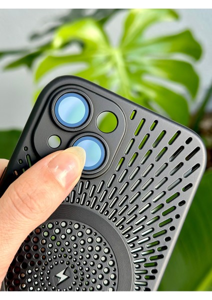 Iphone 13 ve iphone 14 Uyumlu Lensli Magsafe Özellikli Darbe Önleyici Koruyucu Kılıf fiyatları