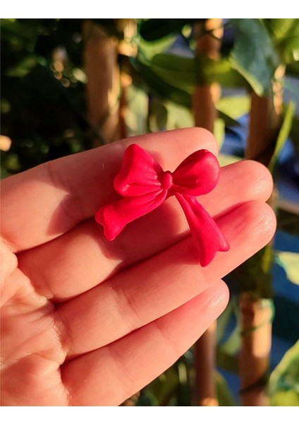 Scarlet Bow El Yapımı Kırmızı Fiyonk Tasarım Küpe - Zarif ve Şık, Yılbaşı, Hediye, Yeniyıl fırsatları