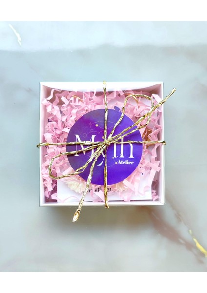 Scarlet Bow El Yapımı Kırmızı Fiyonk Tasarım Küpe - Zarif ve Şık, Yılbaşı, Hediye, Yeniyıl