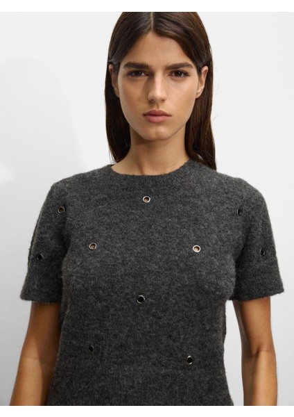 Zımba Detaylı Triko Kazak fırsatları