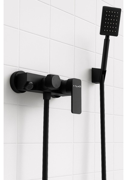 Siyah Banyo Bataryası ve Mafsallı Duş Seti 2'li Set - 251B fırsatları