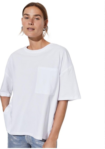 Pamuklu Cepli T-Shirt fırsatları