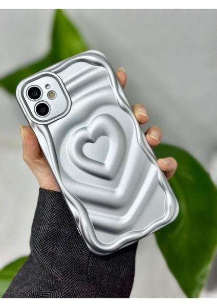 Apple Iphone 11 Uyumlu 3D Mat Kabartma Kalp Desenli Darbe Önleyici Kamera Korumalı Silikon Kılıf fırsatları