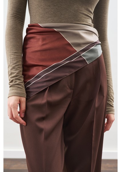 Desenli Orta Boy Saten Fular Nera-Yeşil