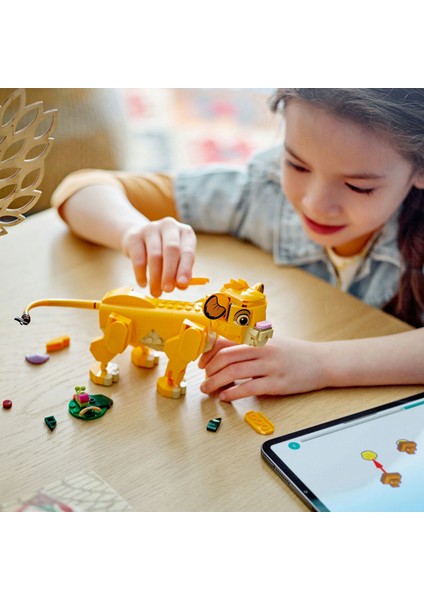 ® │ Disney Yavru Aslan Kral Simba 43243 - 6 Yaş & Üzeri Çocuklar için Yaratıcı Oyuncak Yapım Seti (222 Parça)