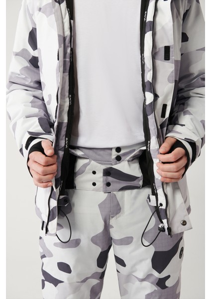 Erkek Beyaz-Gri Kapüşon Desenli Su İtici Kumaşlı Kayak Mont A32Y6095