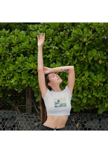 Kanagawa Oki Nami Ura Crop Tişört - Ekru fiyatları