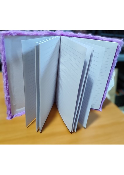 A5 Boyutunda Kuromi Figürlü Peluş Çizgili Çok Amaçlı Defter AD59350 fırsatları