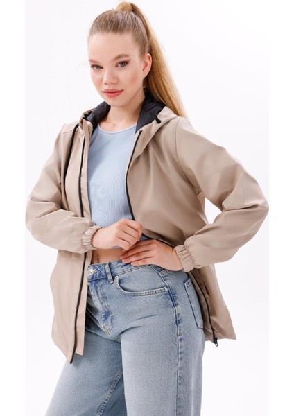 Kadın Su Geçirmez ve Rüzgara Dayanıklı Astarlı Kapüşonlu Yağmurluk - Rüzgarlık fiyatları