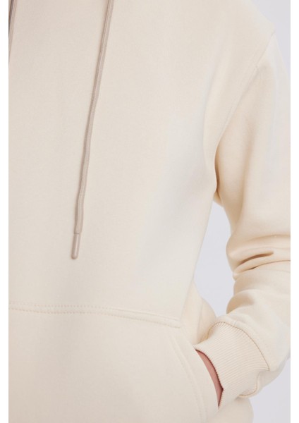 Kadın Relax Fit Rahat Kesim Pamuklu Kapüşonlu Kanguru Cepli taş Sweatshirt modelleri