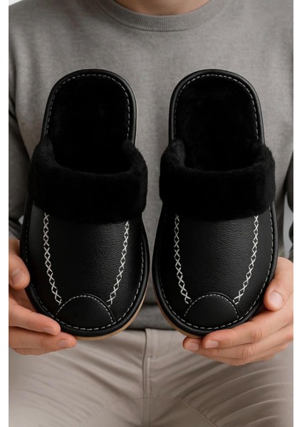 Deri Görünümlü Kürklü Erkek Ev Terliği Siyah