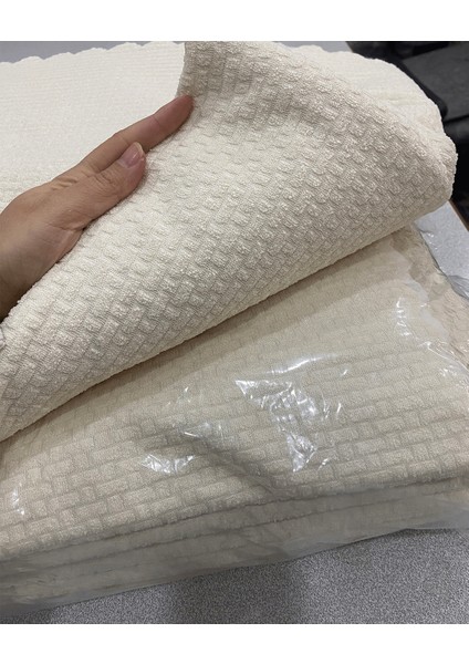 Soft Dokulu Kaymaz Tabanlı Koltuk Örtüsü Ekru ( 200X 170 cm) modelleri
