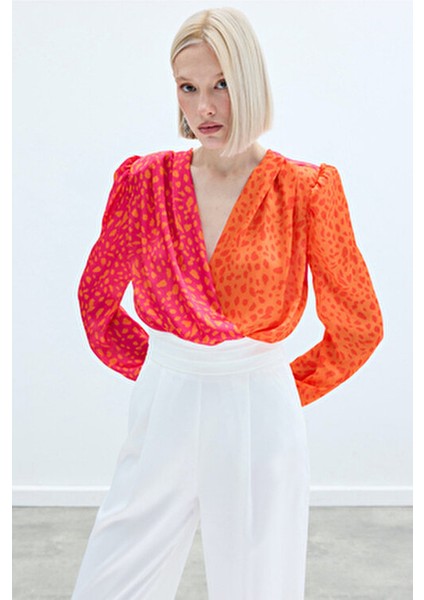 Kadın Bodysuit Kruvaze Yaka Uzun Kol Günlük Kullanım İçin Oranj-Fuşya