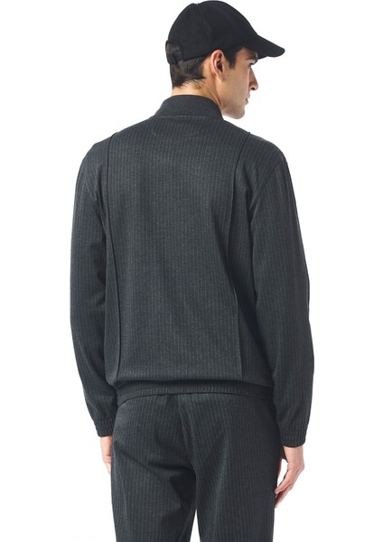 Giovane G. Designers Mont / Kaban