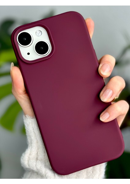 Iphone 14 Plus ve 15 Plus Uyumlu Içi Kadife Leke Tutmaz Sıvı Silikon Lansman Kılıf