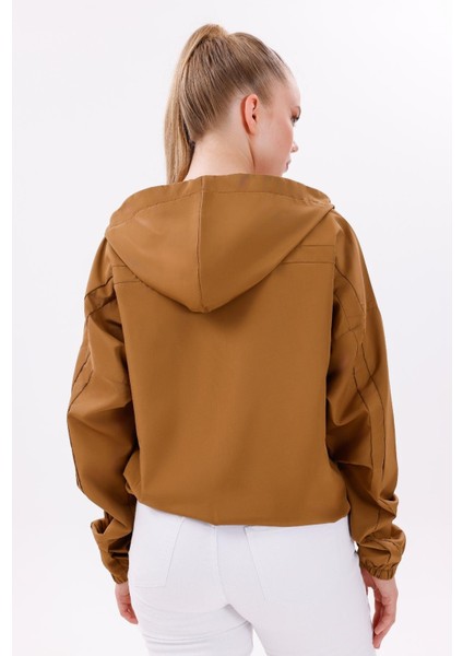 Kadın Kapüşonlu Su ve Rüzgar Geçirmez Oversize Yağmurluk - Rüzgarlık